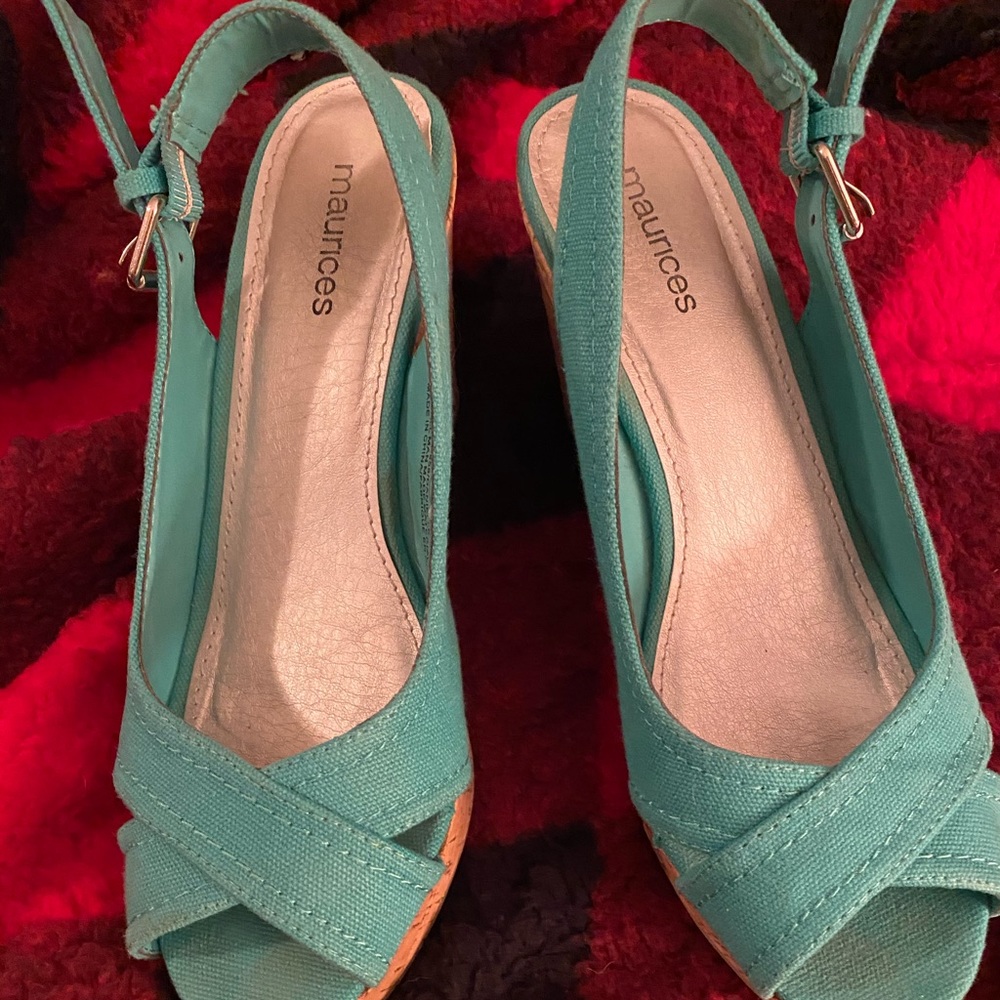 Maurices Wedges